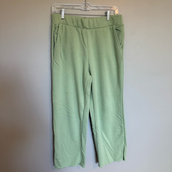 Secret Treasures Mint Green Top L Bottoms M - Picture 6 of 12